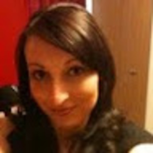 Meet your Posher, Joanne - Picture 1 of 1